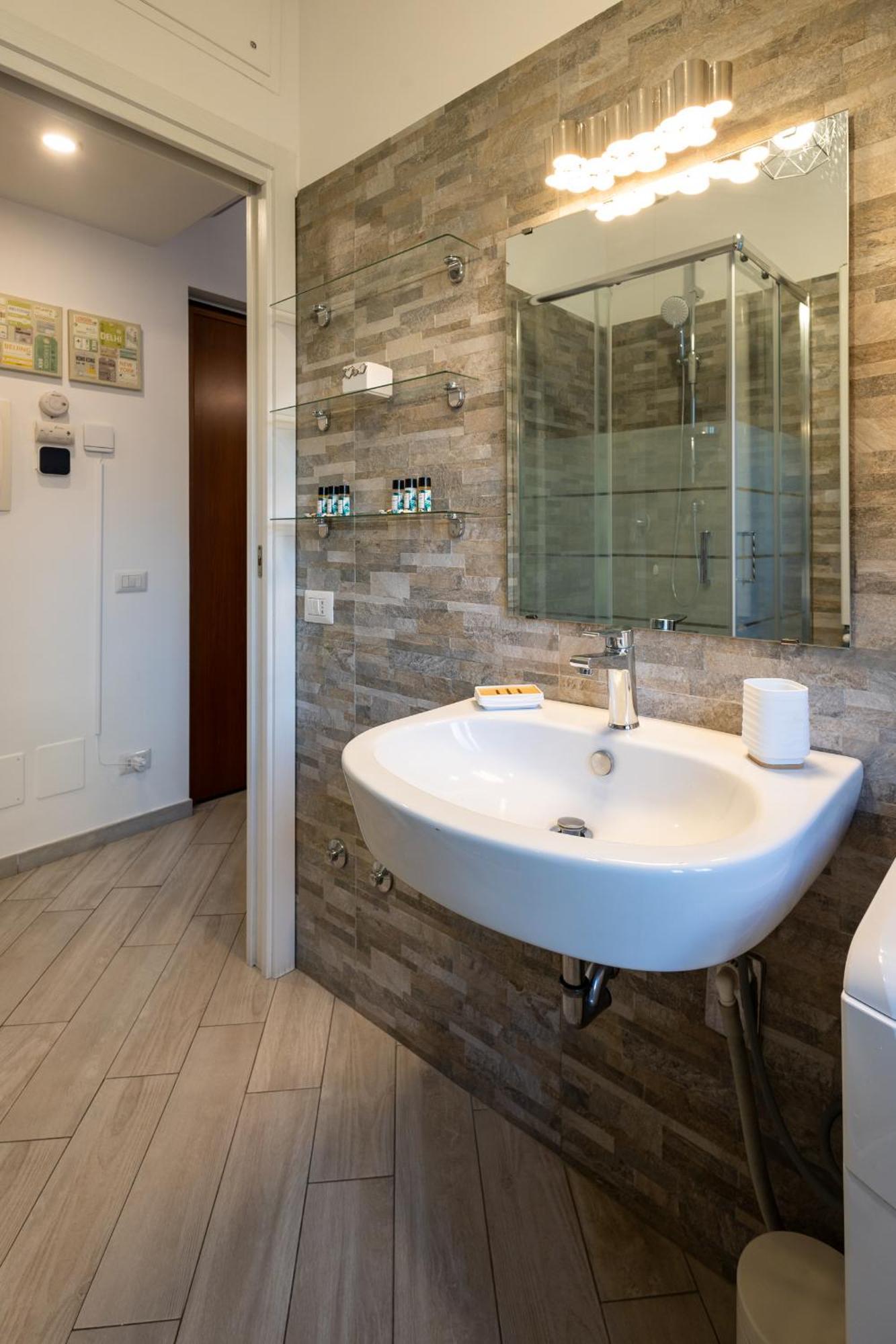 Ottoboni Apartment, 4 Persone, Balcone, Wi-Fi, Stazione Tiburtina Roma Dış mekan fotoğraf